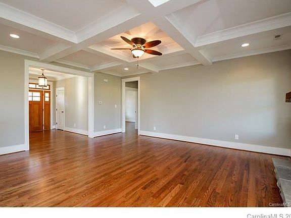 3rd image of 7337 Bay Cove Ct