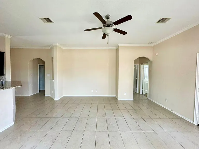 11015 Walts Run Ln — Photo 12