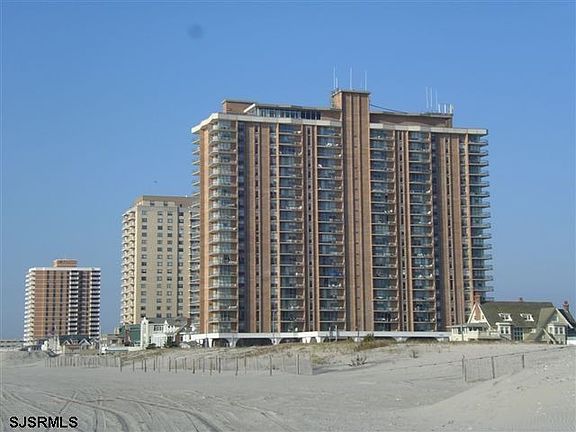 2nd image of 4800 Boardwalk APT 808