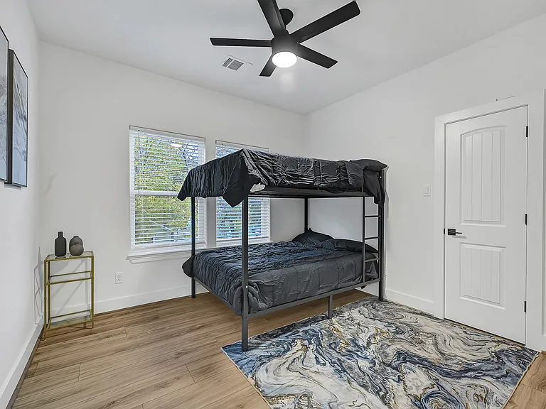 3511B Seabrook St — Photo 50