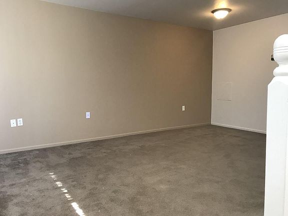 4th image of 8210 Kearsley Creek Dr