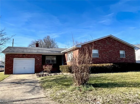3501 11th Ave, Vienna, WV 26105