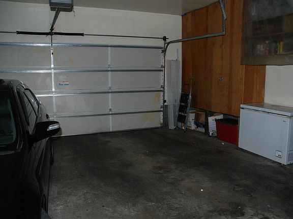 4th image of 6310 Pacific Ave