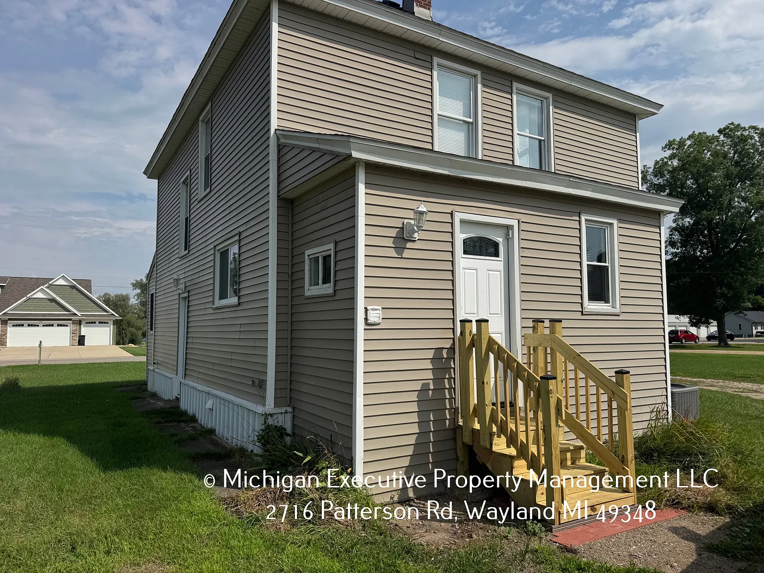 3 bed, 1440 sqft, $2,200 — Photo 3