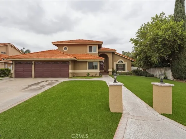 1014 W Jackson St, Rialto, CA 92376