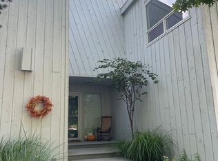 13 Holly Ct, Savoy, IL 61874