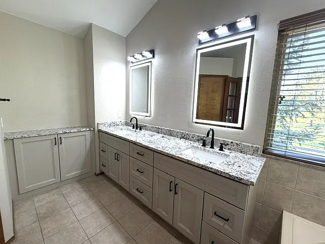 10263 Travertine Pl — Photo 24