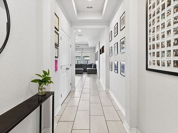 3rd image of 2614 Vista Del Sol St