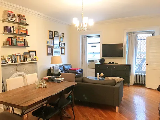 Rented by Rapid Realty Cobble Hill | media 48