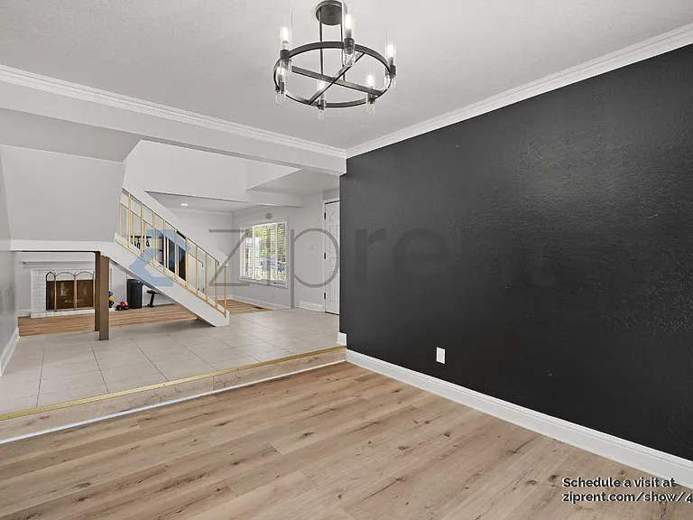 4574 Ellen Way — Photo 11