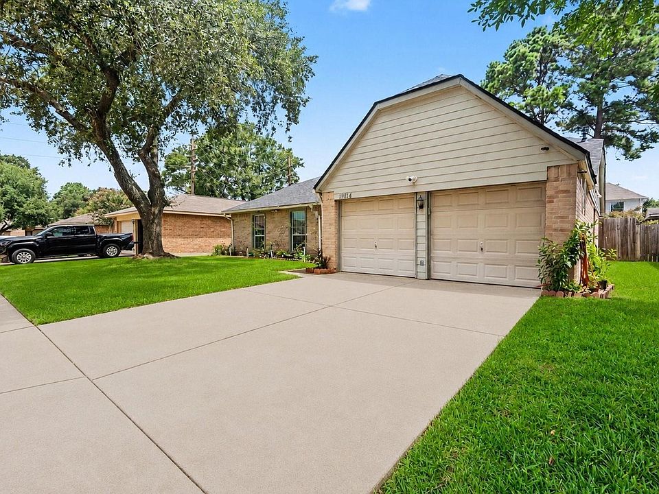 1st image of 19814 Redroot Dr
