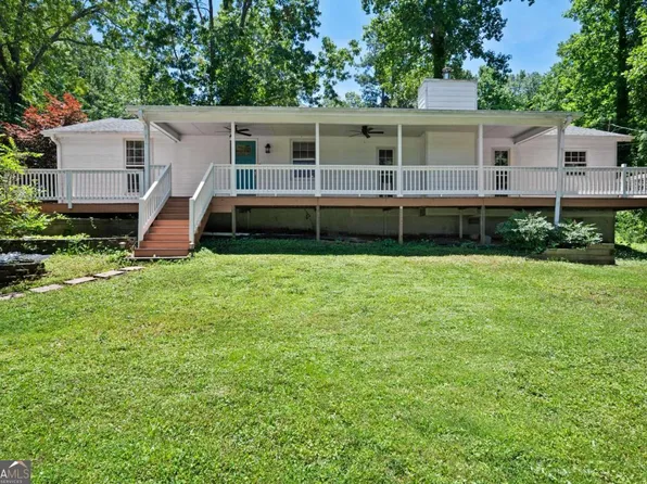 5971 Dogwood Dr SE, Acworth, GA 30102