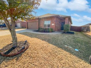 5112 Crystal Lake Ave, Krum, TX 76249