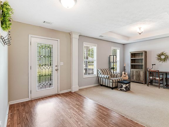 5th image of 245 Cheyenne Way