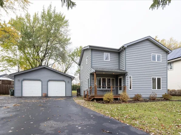 1585 Vermont St, Rolling Meadows, IL 60008