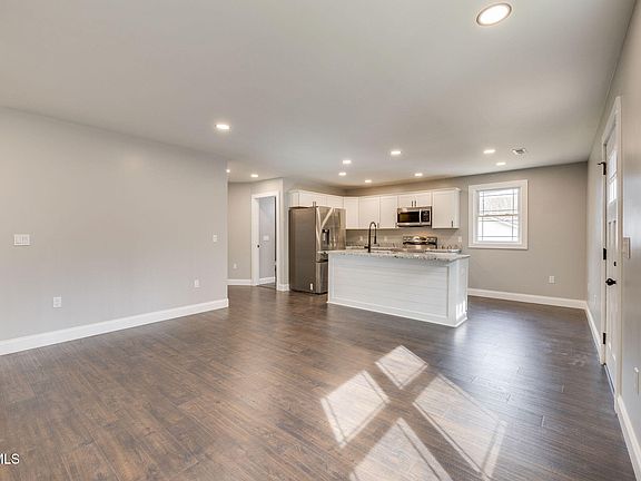 5th image of 173 Hall Rd