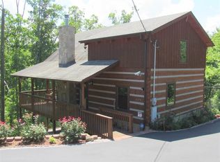 1675 Bluff Ridge Rd, Pigeon Forge, TN 37876