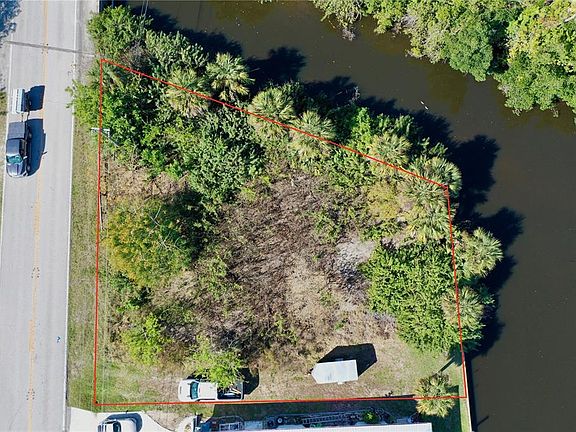 4th image of 2803 Riverside Dr #1