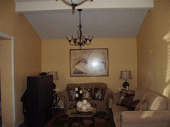 4th image of 14512 Achim Dr