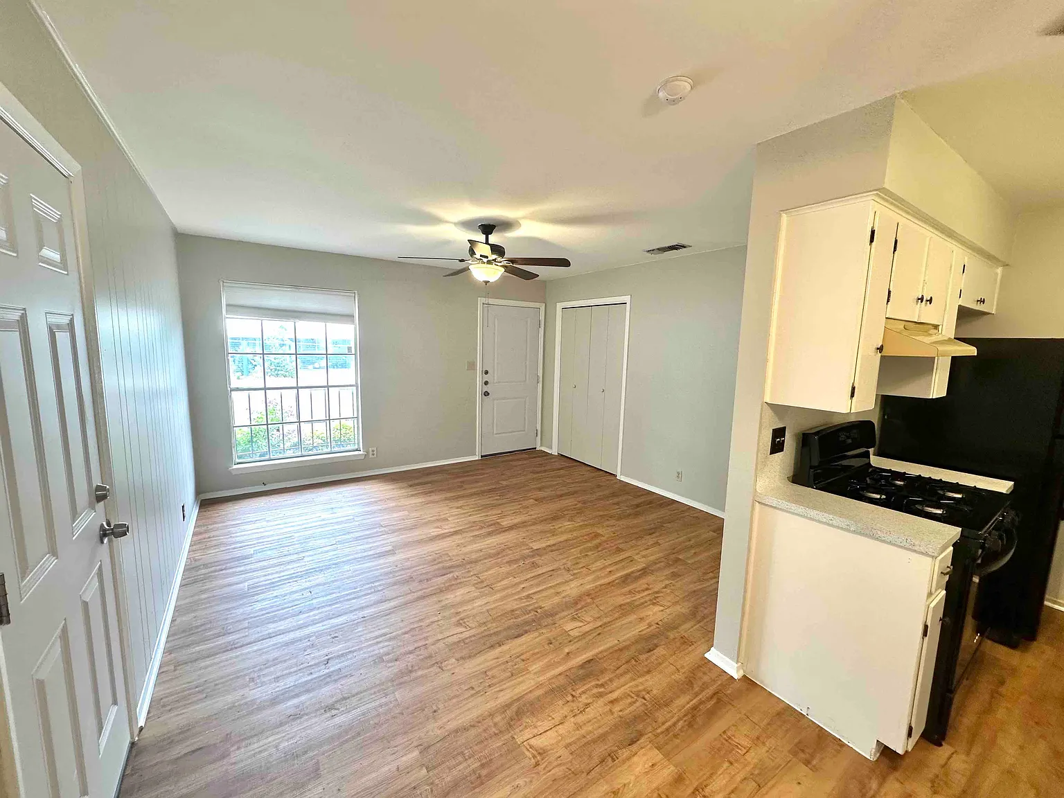 2 bed, 1496 sqft, $1,475 — Photo 3
