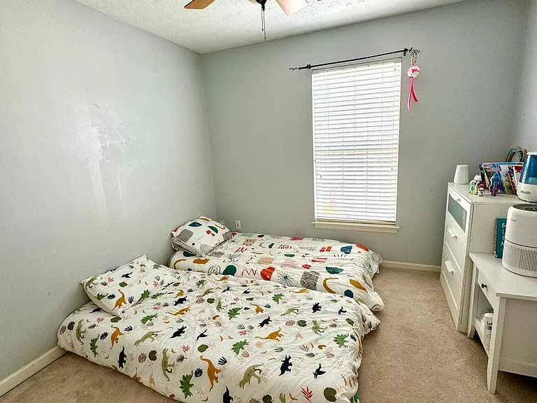 915 Tanglewood Dr — Photo 15