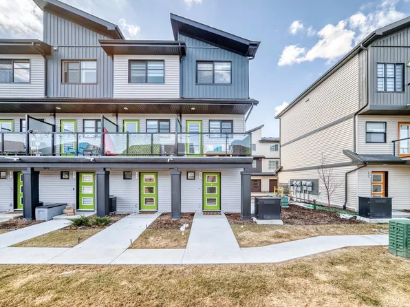1203 163rd St SW #33, Edmonton, AB T6W 3X1