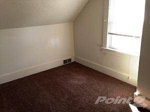 1022NGambleBedroom2
