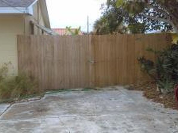 1883 Dillone Ln