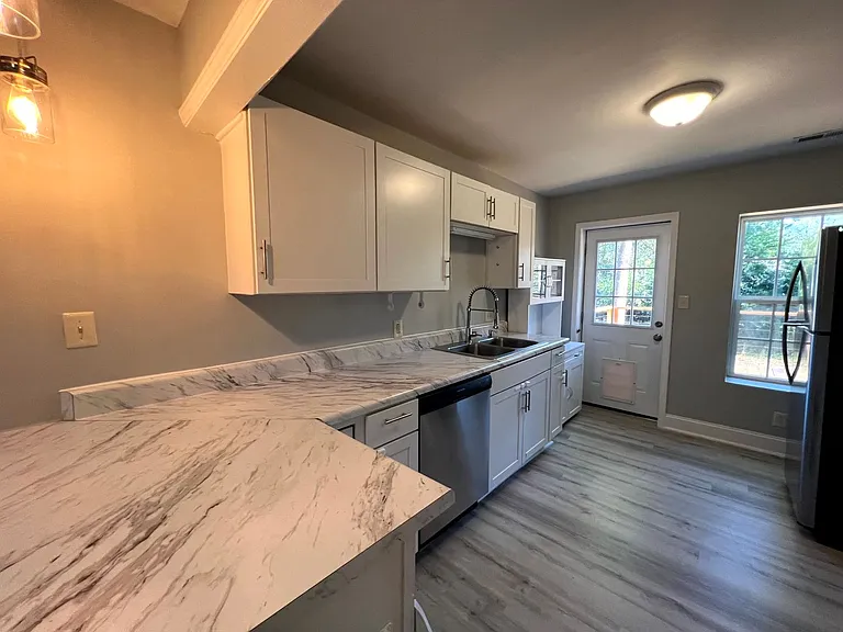 223 Judd St — Photo 12