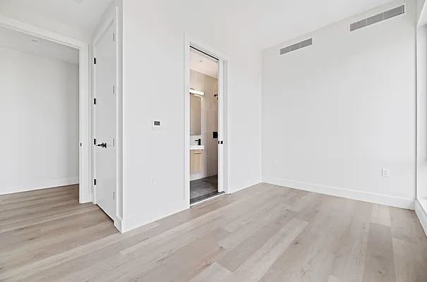 Rented by REAL New York | media 30