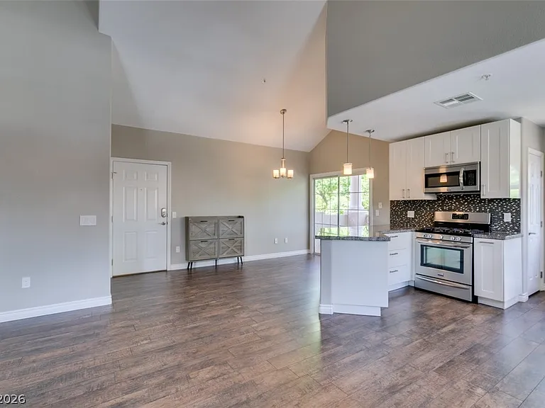 2925 Wigwam Pkwy #524 — Photo 10