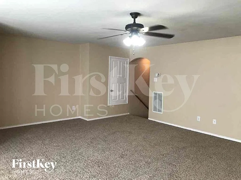 13221 Settlers Trl — Photo 4