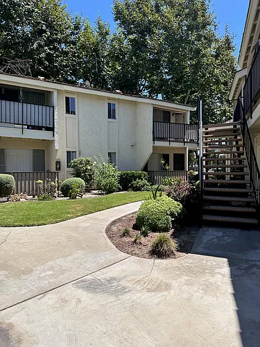 Sycamore Glen Apartments Photo 1