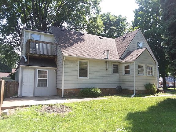 2nd image of 1420 S Dodgion Ave