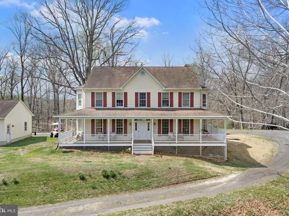 7214 Clifton Rd, Clifton, VA 20124