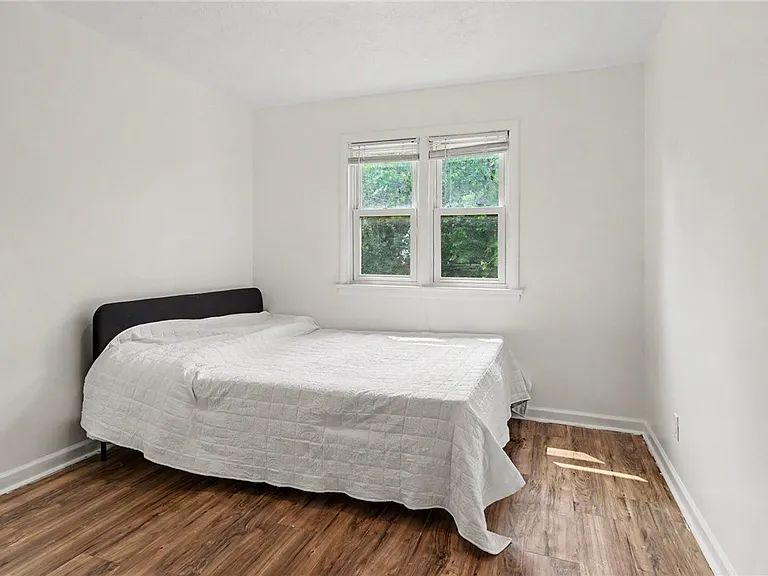 1709 South Ave — Photo 7