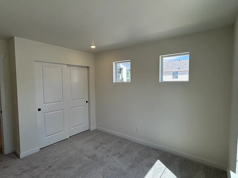 4928 88th Dr NE — Photo 15