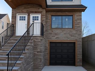 16 Church Ave, Staten Island, NY 10314