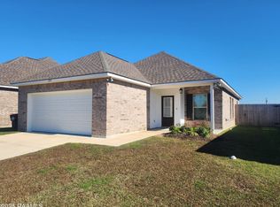 208 Stockbridge Ln, Duson, LA 70529