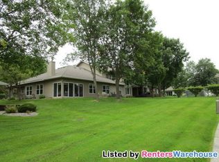 857 8th Ave SE, Forest Lake, MN 55025