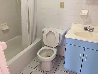 Rented by Century 21 New Golden Age Realty