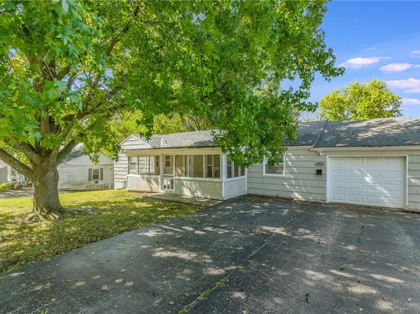 3606 N Pleasant St, Independence, MO 64050