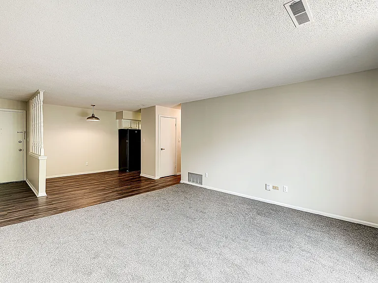 Stonehedge Apartments — Photo 26