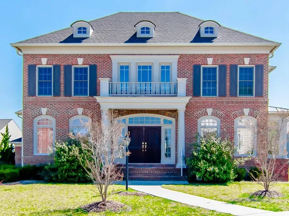 23059 Bronstein Ln, Ashburn, VA 20148