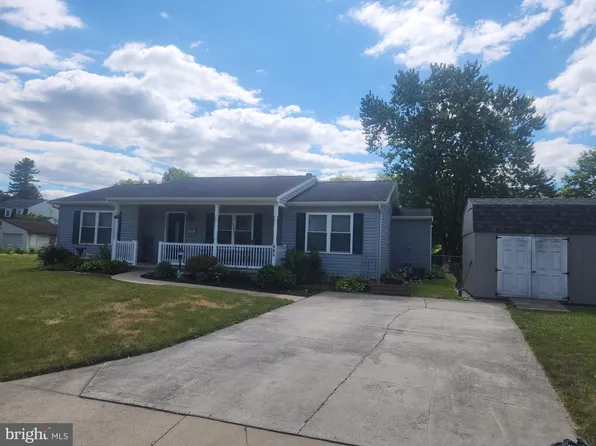 645 Few Ave, Middletown, PA 17057