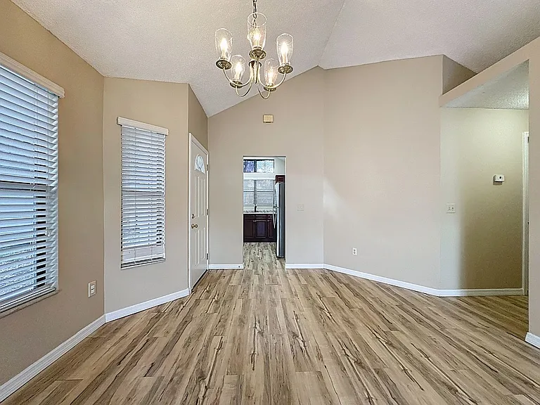 5392 Rocking Horse Pl — Photo 23