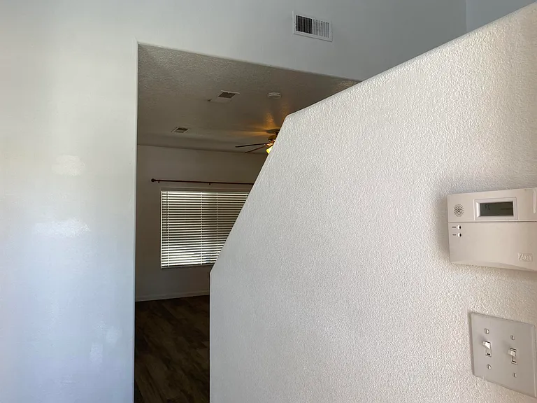 1412 Stone Canyon Rd NE — Photo 6