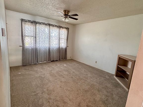 3rd image of 912 S 11th St