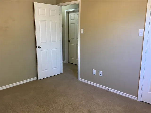 12373 Latigo Dr — Photo 11