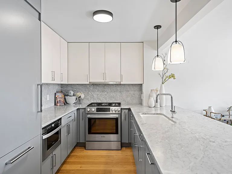 1330 5th Ave #6H — Photo 4